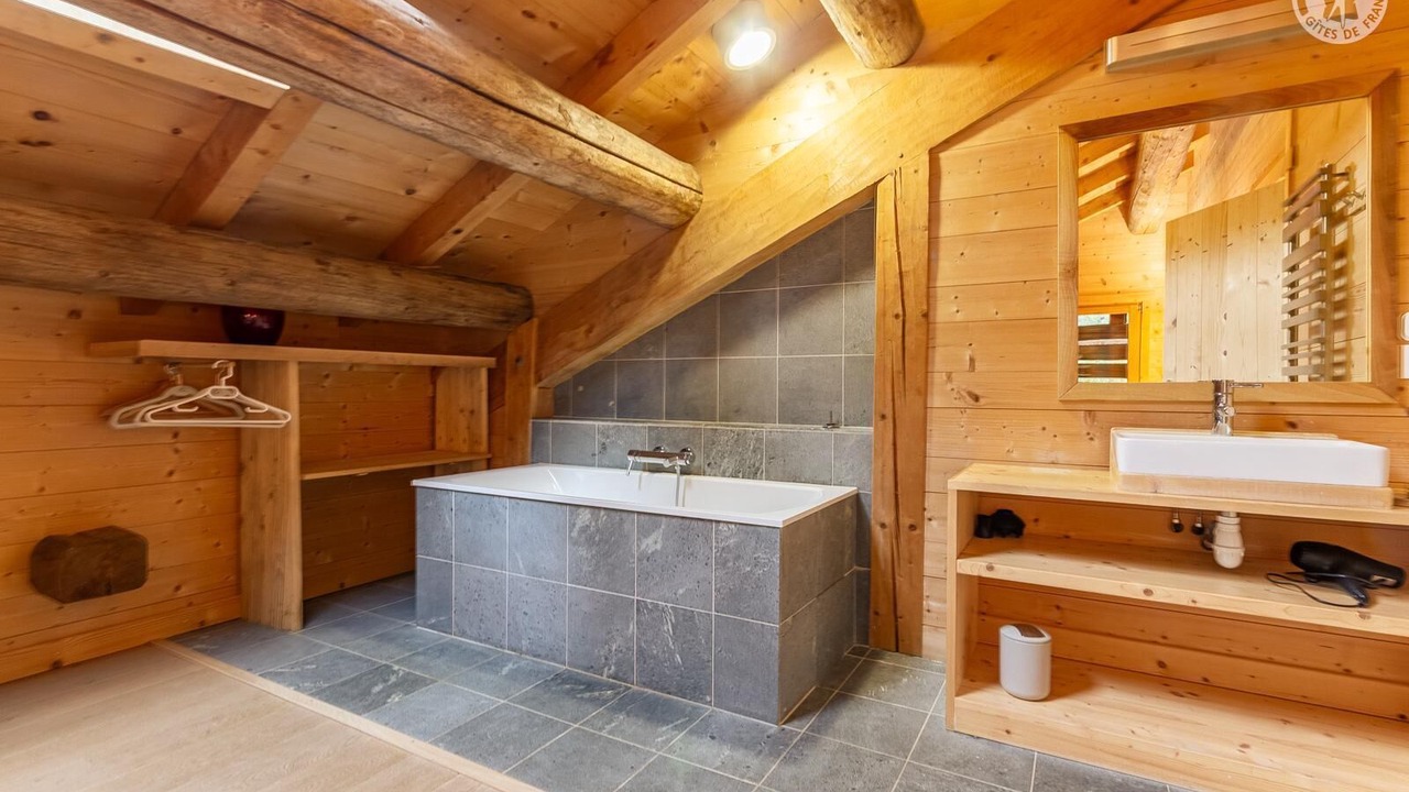 Photo of Bathroom in Beaufort