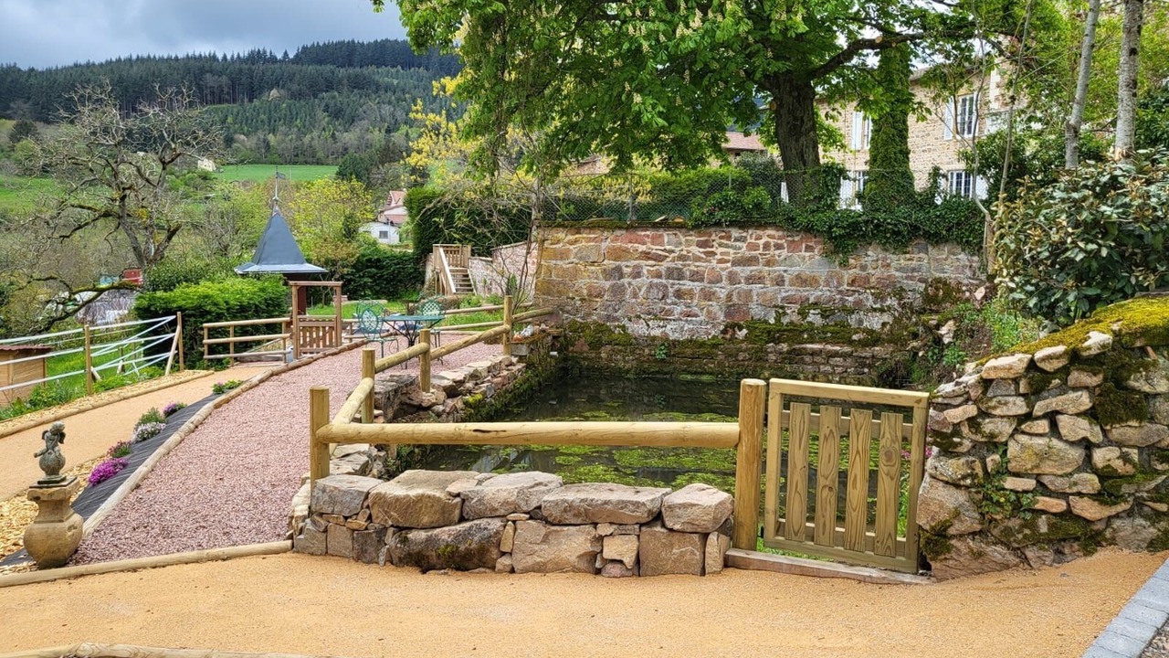 Photo of Outdoor in Saint-Just-d'Avray