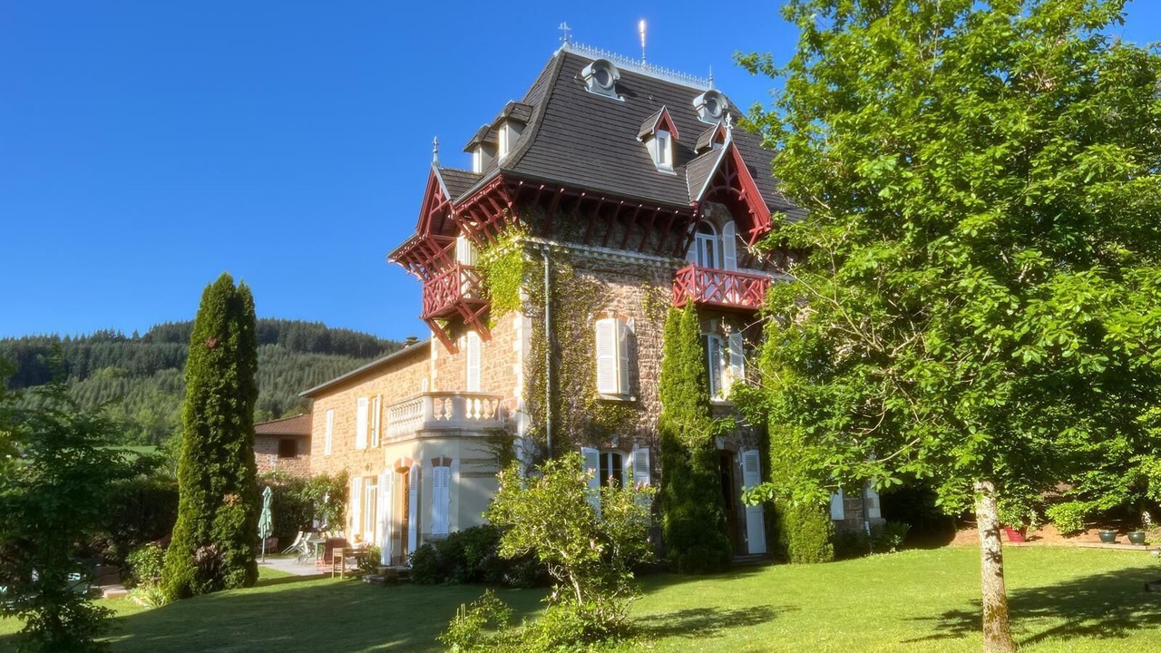 Photo of Outdoor in Saint-Just-d'Avray