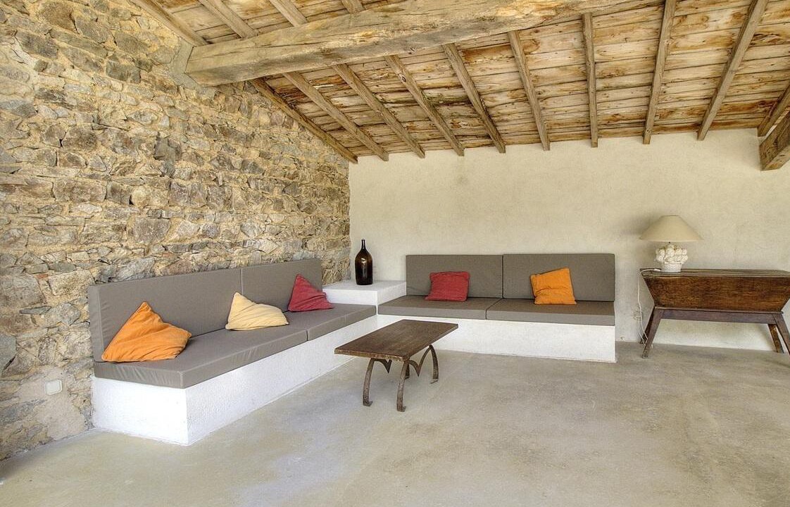 Photo of Livingroom in Villecheneve