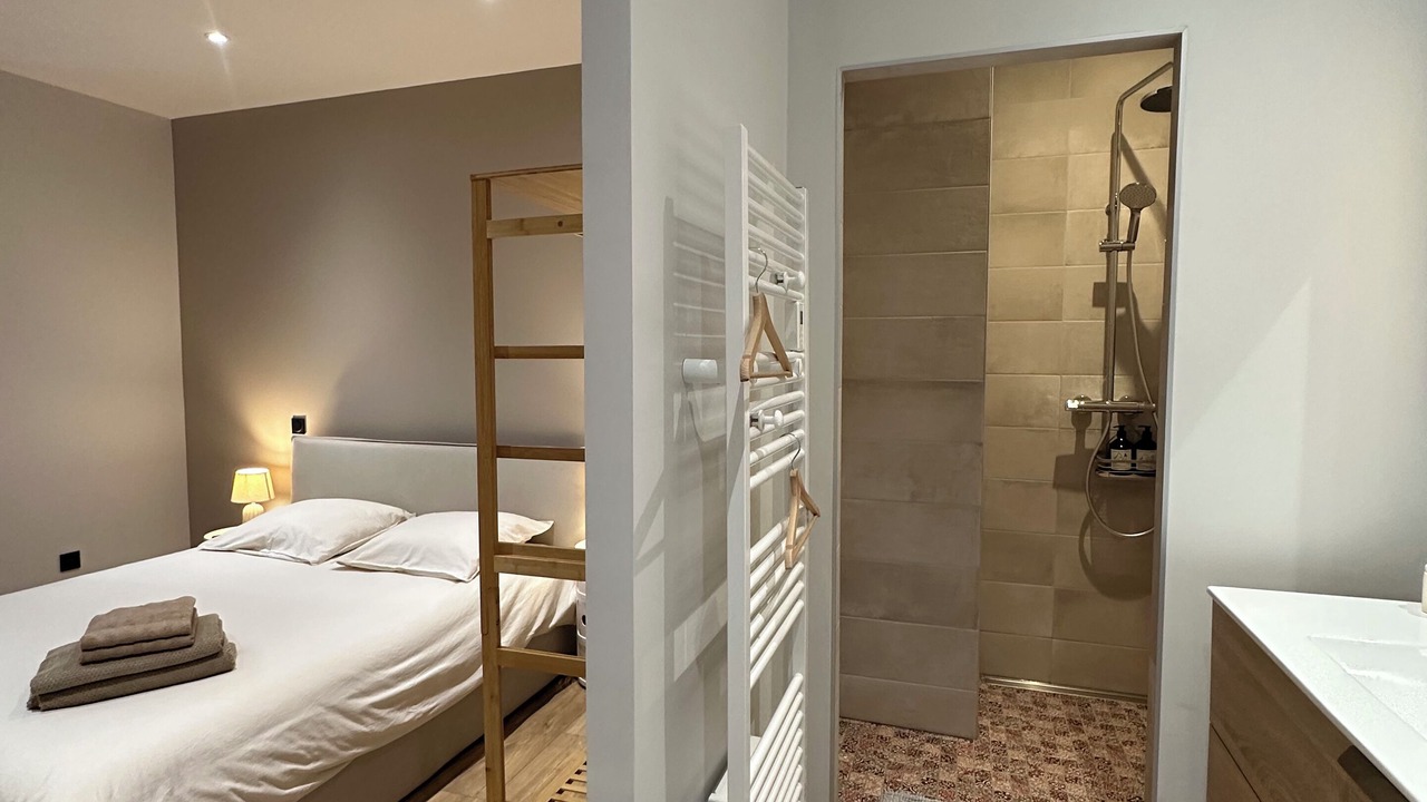 Photo of Bedroom in Vesoul