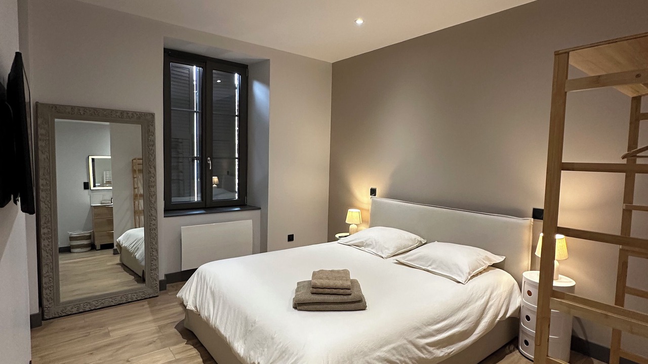 Photo of Bedroom in Vesoul