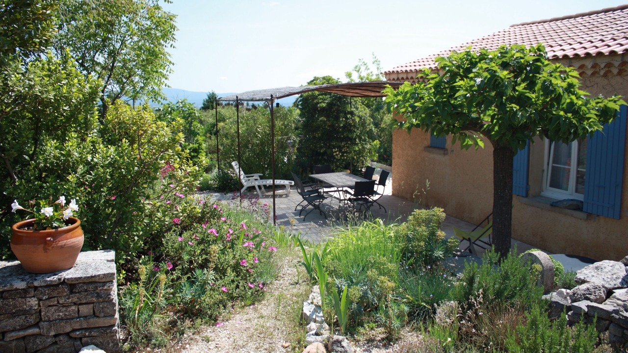 Photo of Outdoor in Saint-Pierre-de-Vassols