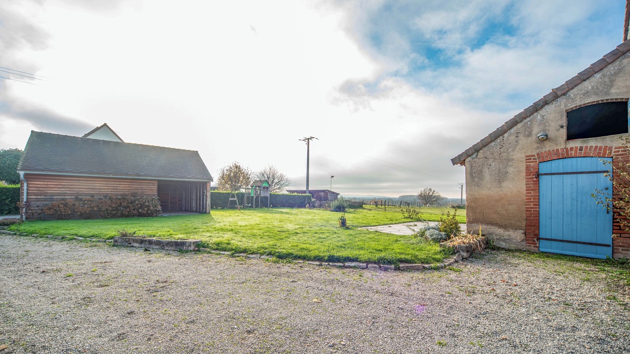 Photo of Outdoor in Saint-Germain-du-Plain