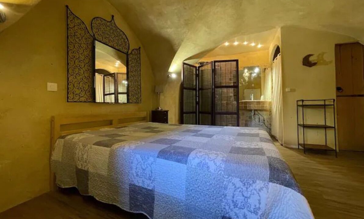 Photo of Bedroom in La Garde-Adhemar