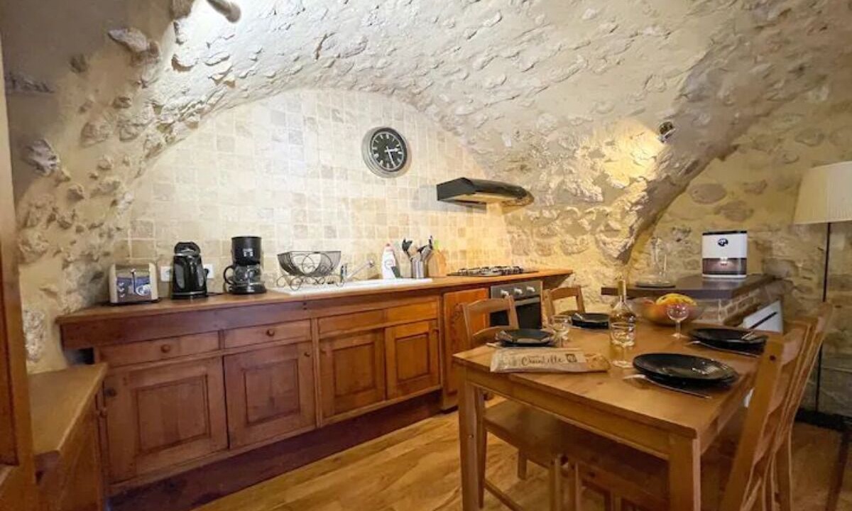 Photo of Kitchen in La Garde-Adhemar