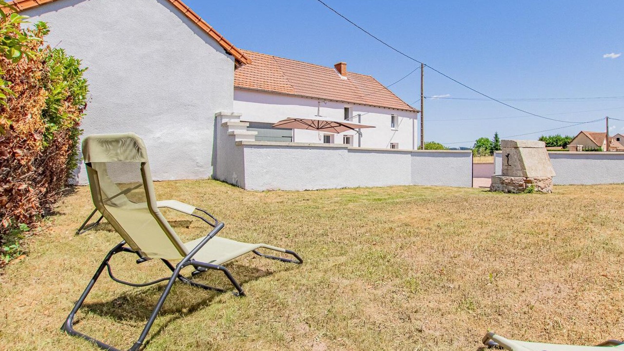 Photo of Outdoor in Bois-Sainte-Marie