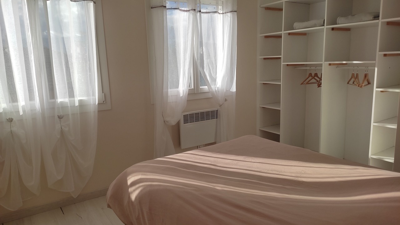 Photo of Bedroom in Saint-Maurice-l'Exil