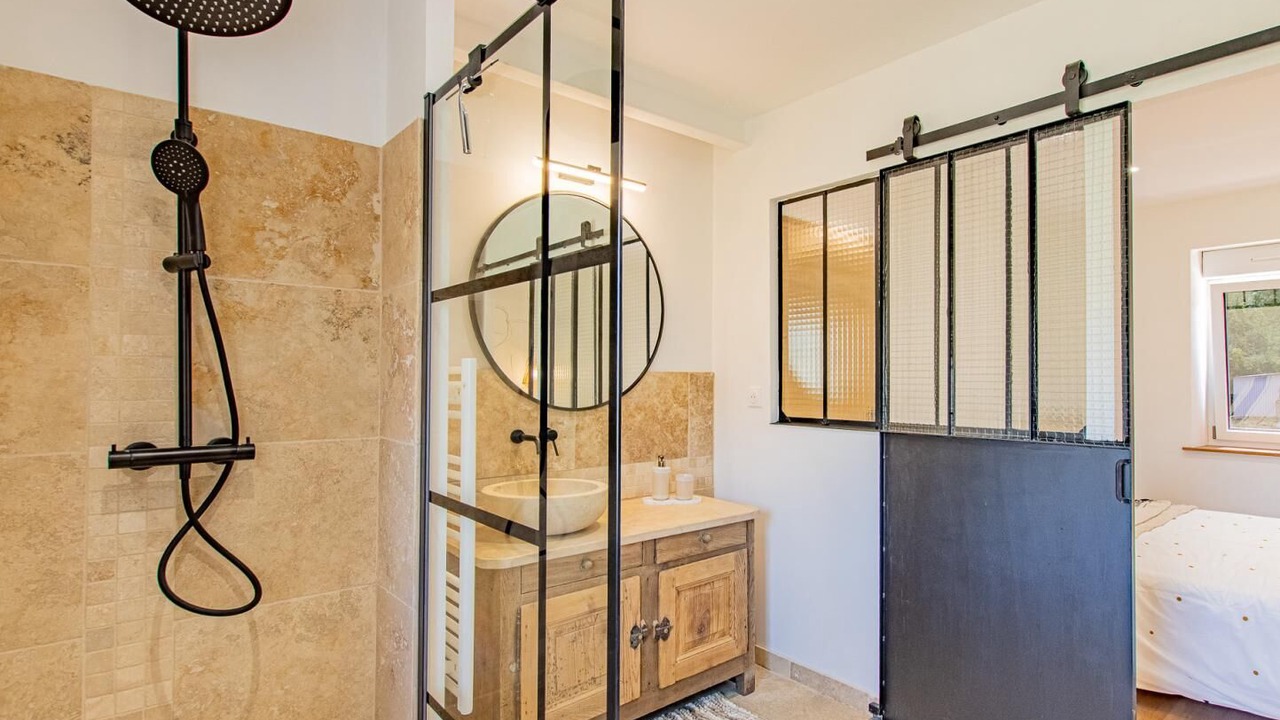 Photo of Bathroom in Volesvres