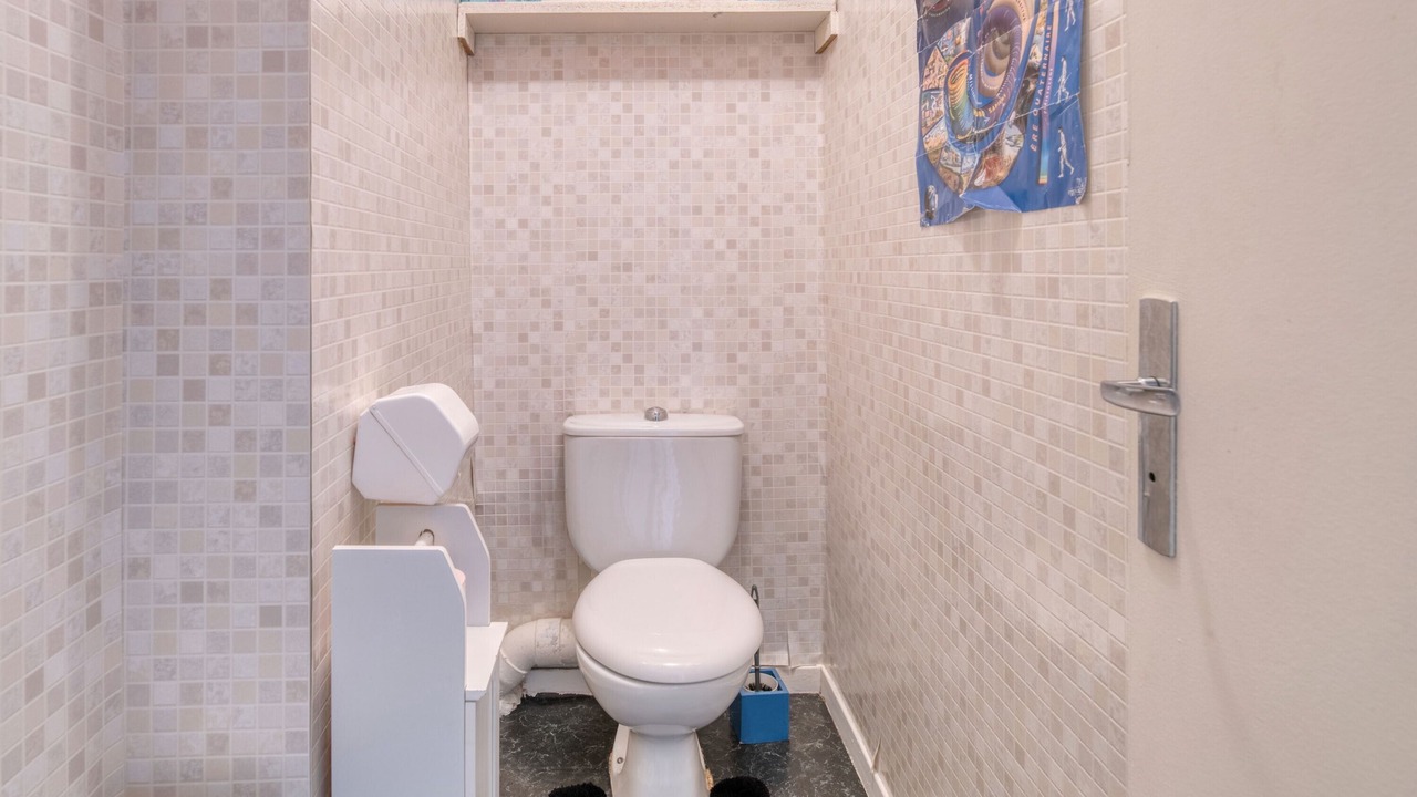 Photo of Bathroom in Jolimont-Soupetard-Bonhoure