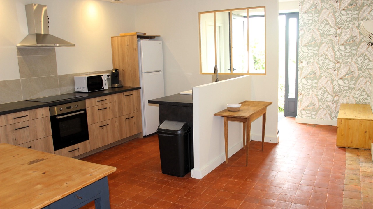 Photo of Kitchen in Maconnais Beaujolais Agglomeration