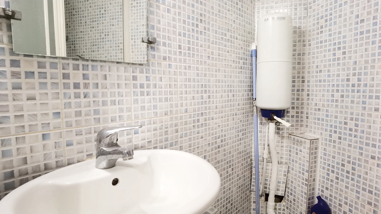 Photo of Bathroom in Gare