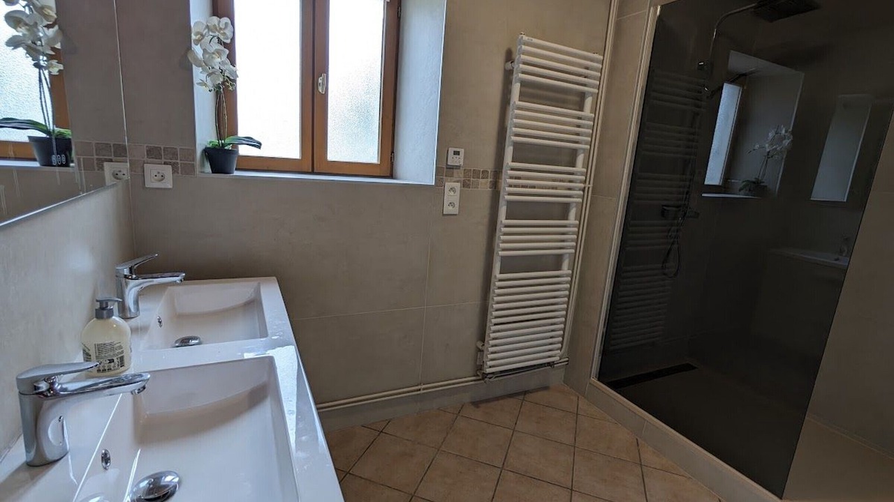 Photo of Bathroom in La Chapelle-aux-Bois