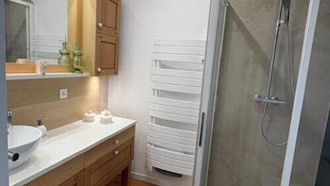 Photo of Bathroom in Souvigny