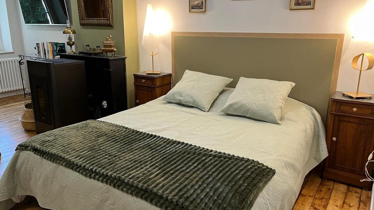 Photo of Bedroom in Souvigny
