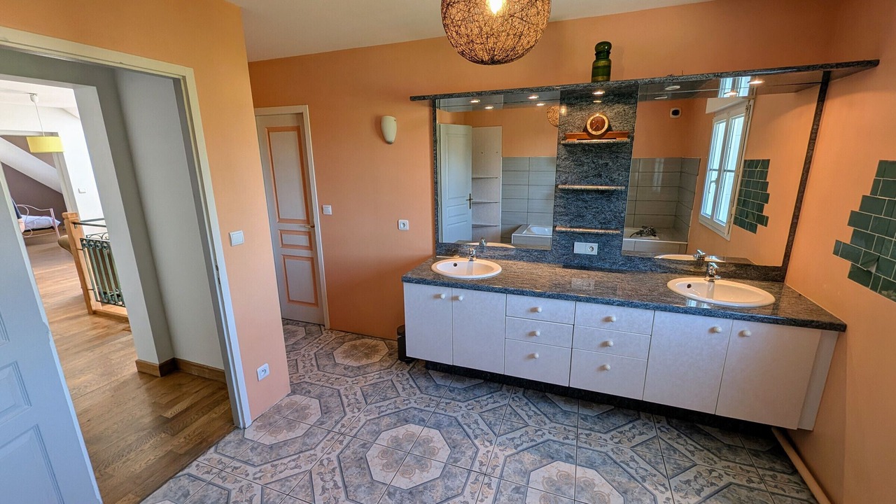 Photo of Bathroom in Fretigney-et-Velloreille
