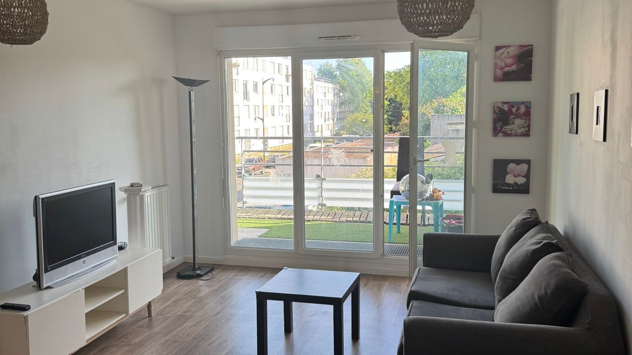 Photo of Livingroom in Chilly-Mazarin