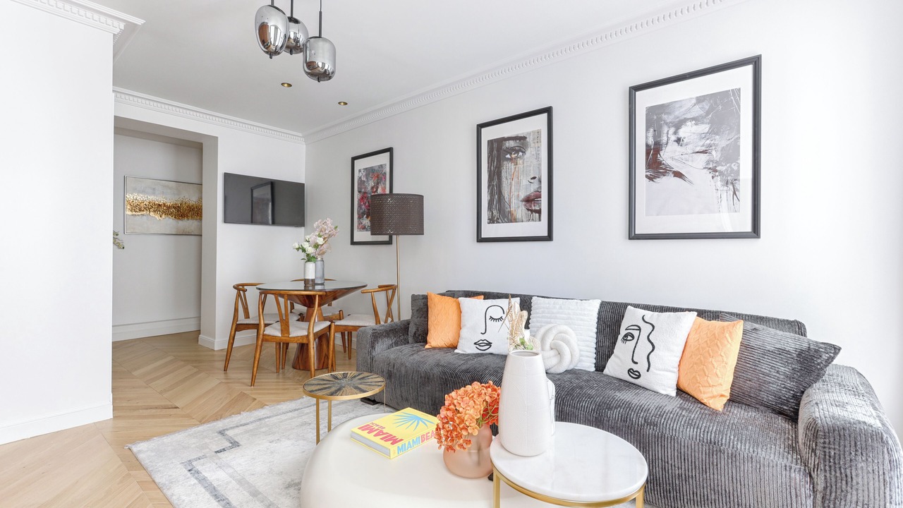 Photo of Livingroom in 14th Arrondissement