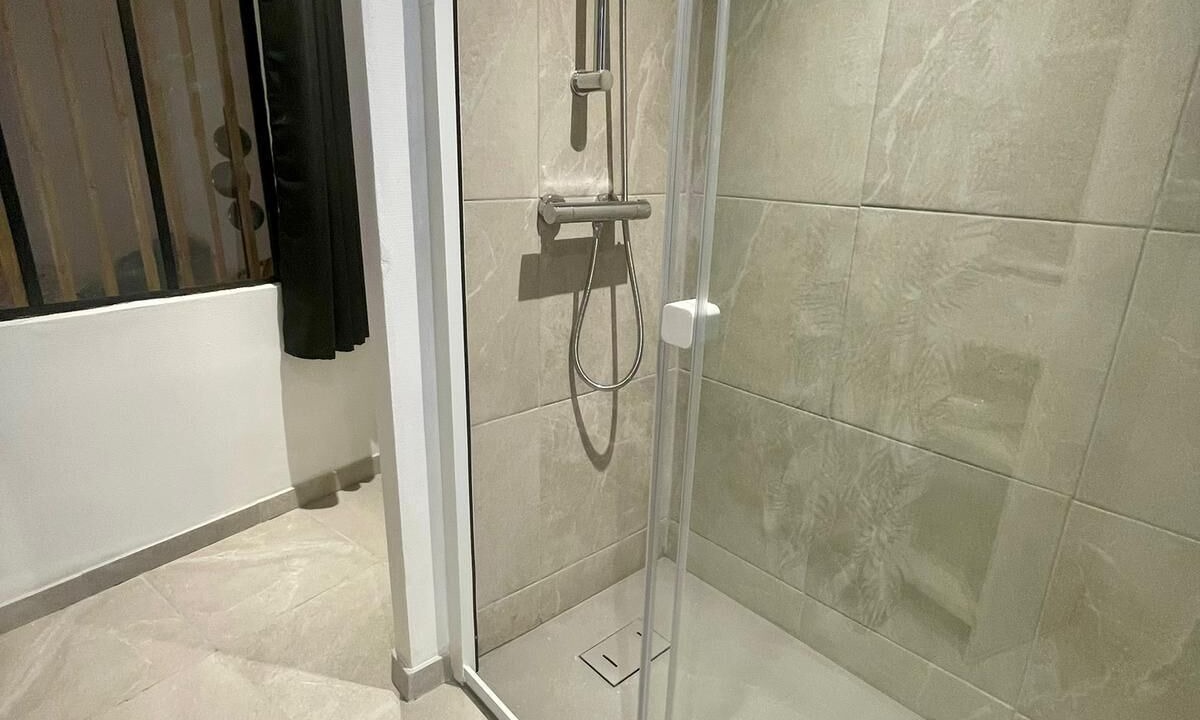 Photo of Bathroom in Romagnat