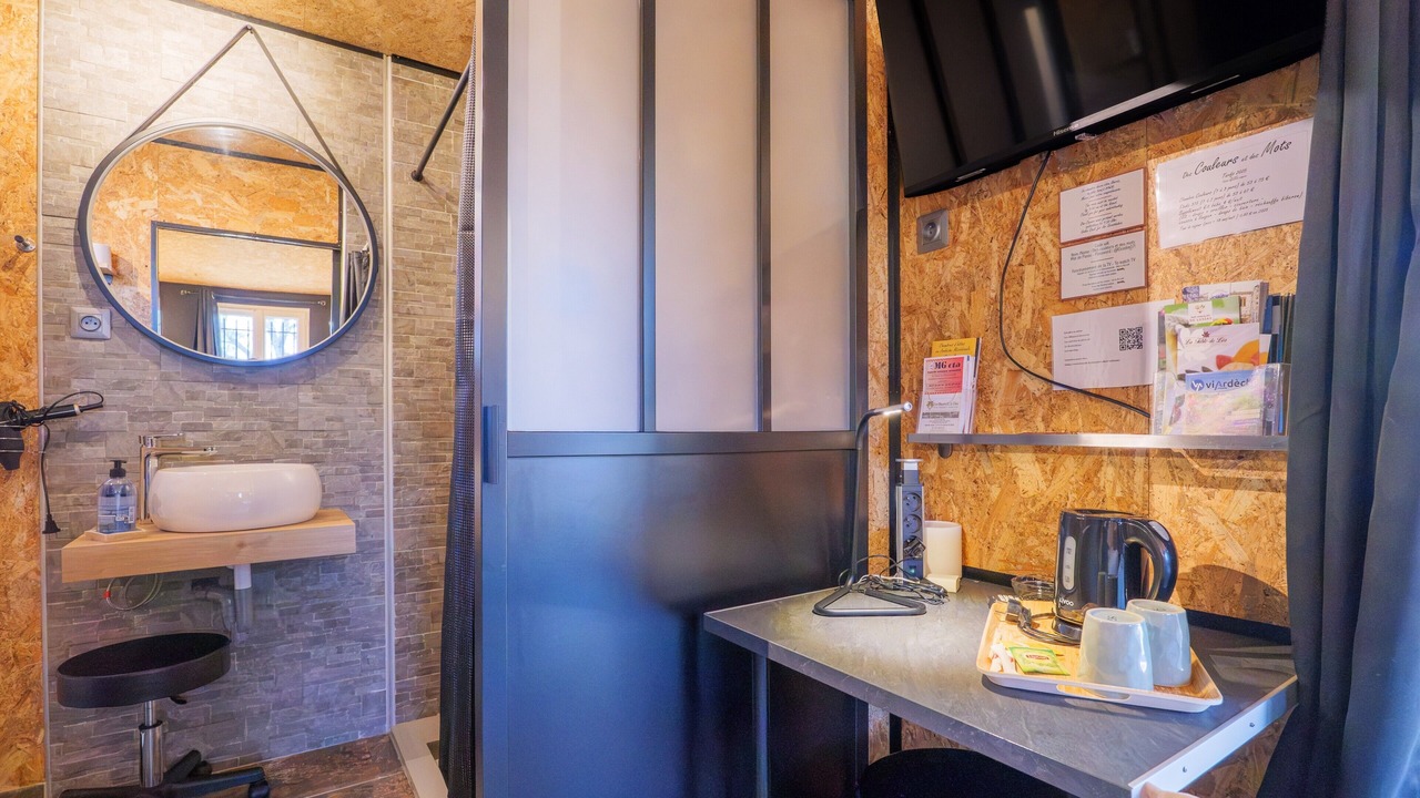 Photo of Bathroom in Villeneuve-de-Berg