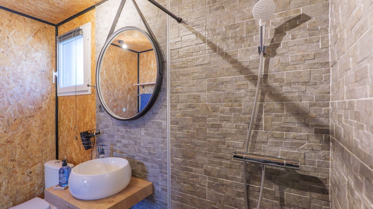 Photo of Bathroom in Villeneuve-de-Berg