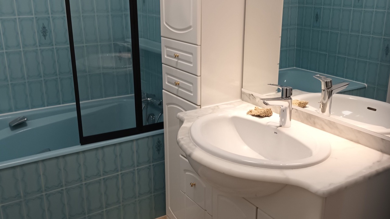 Photo of Bathroom in Cuiseaux