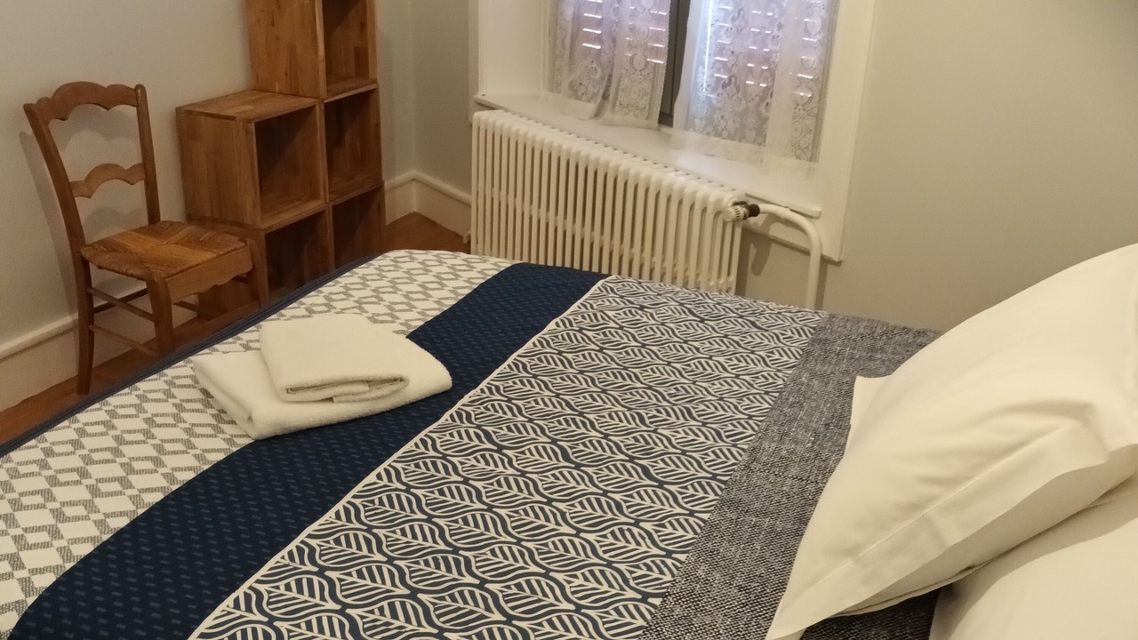 Photo of Bedroom in Cuiseaux