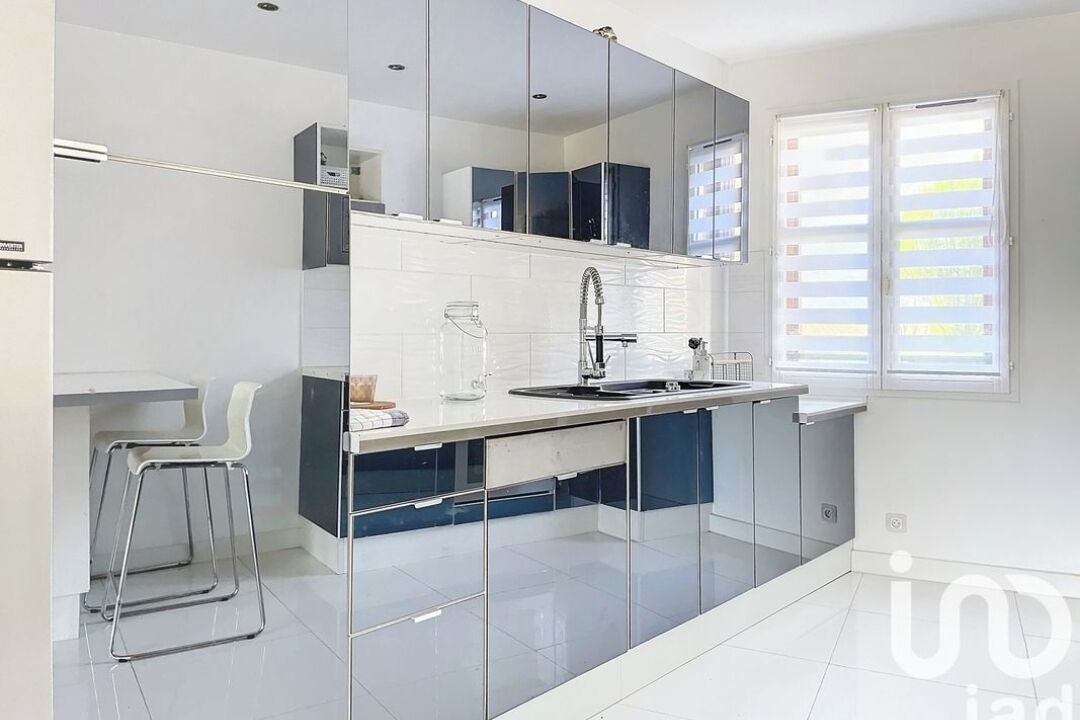 Photo of Kitchen in Longjumeau