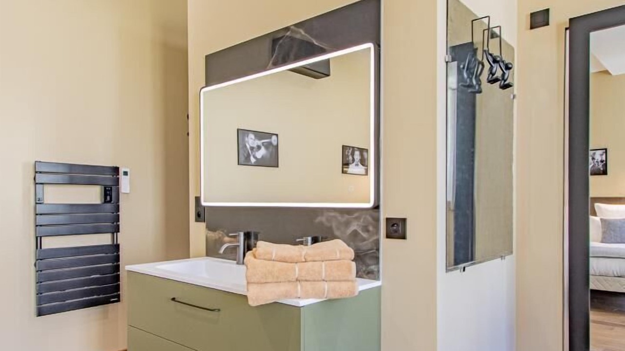 Photo of Bathroom in Louhans