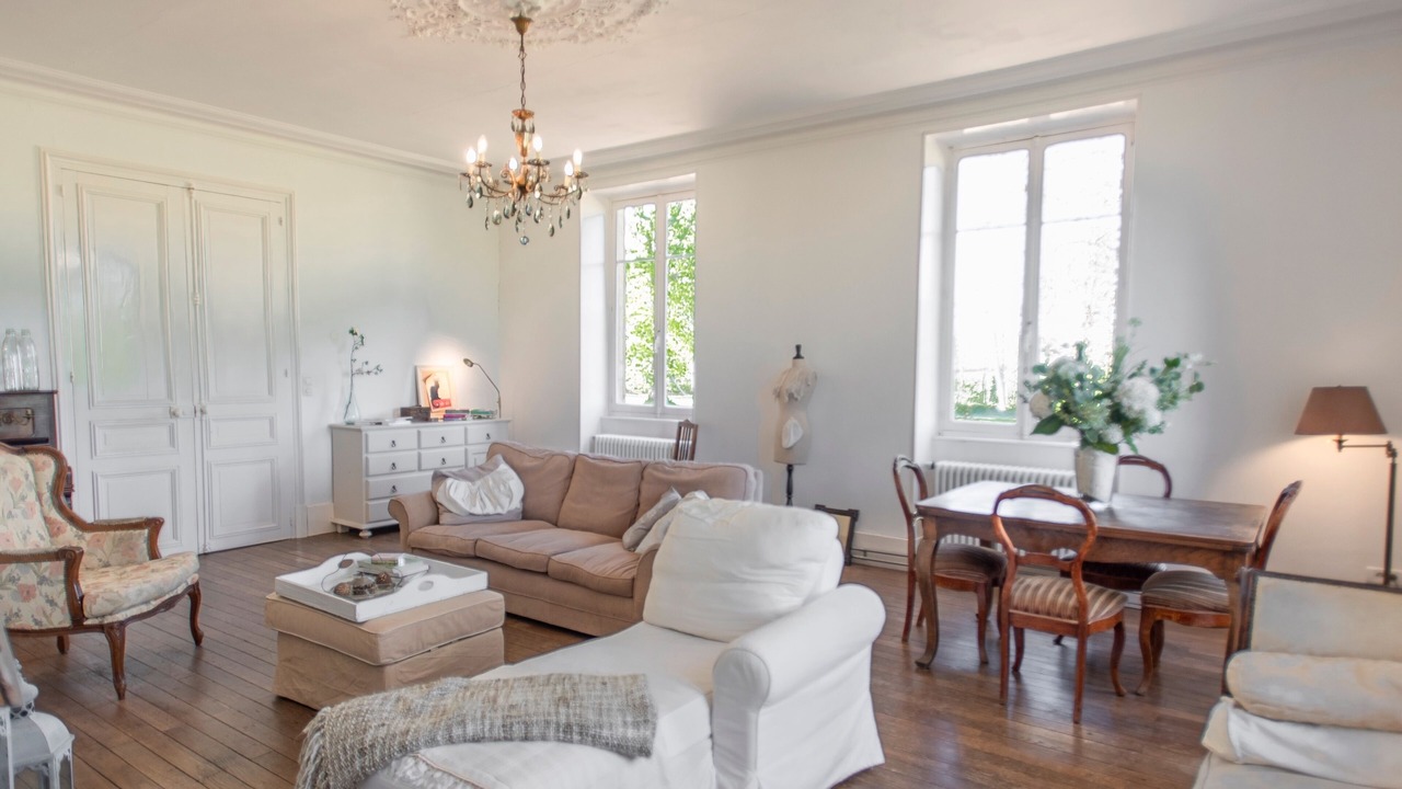Photo of Livingroom in Saint-Saulge