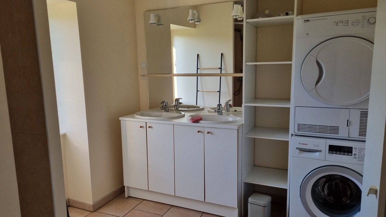 Photo of Bathroom in Saint-Bonnet-de-Vieille-Vigne