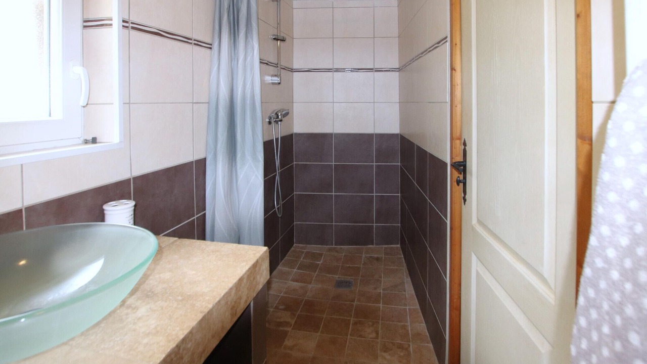 Photo of Bathroom in Pont-de-Labeaume