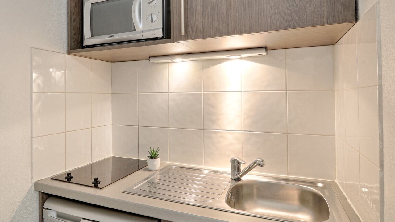 Photo of Kitchen in Le Port sous la Lune