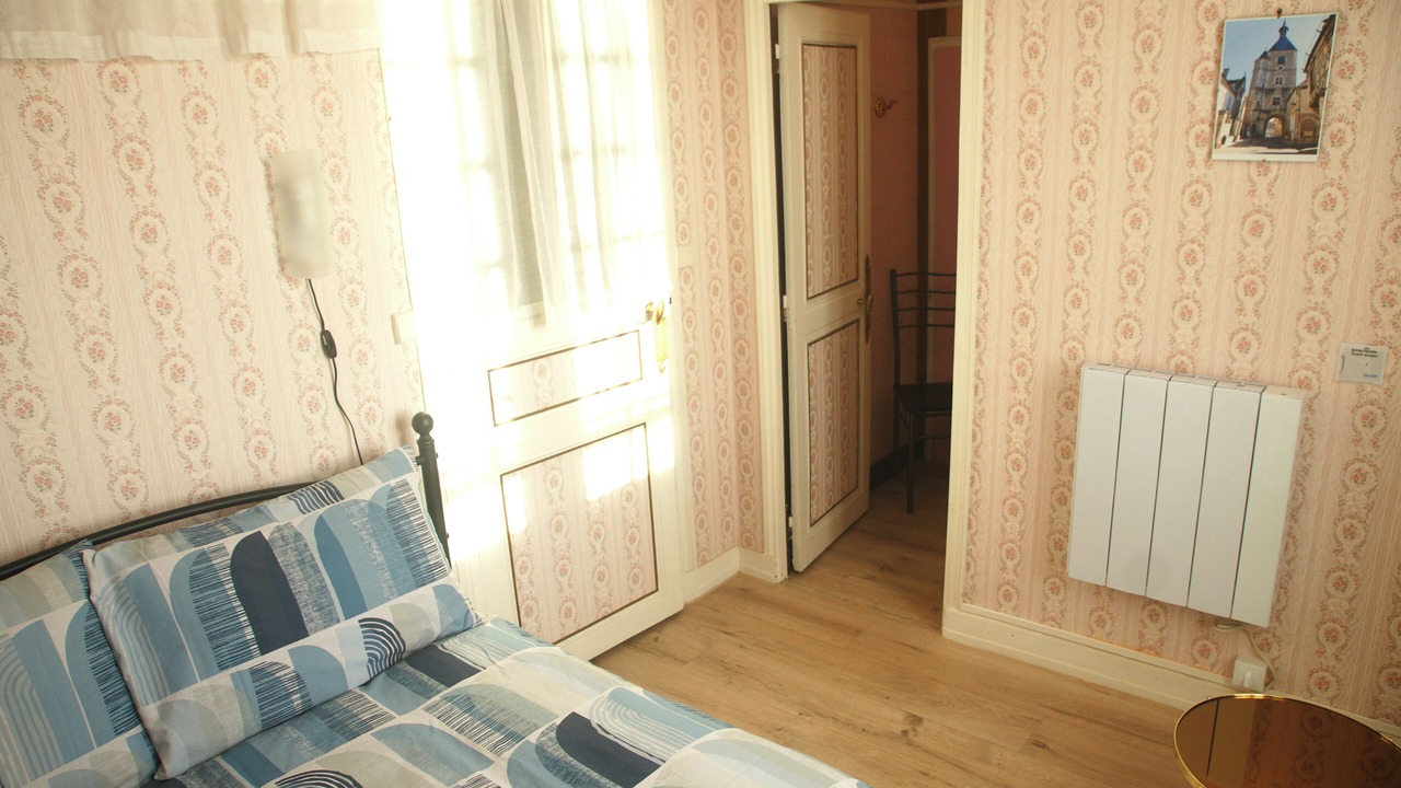 Photo of Bedroom in Sermizelles