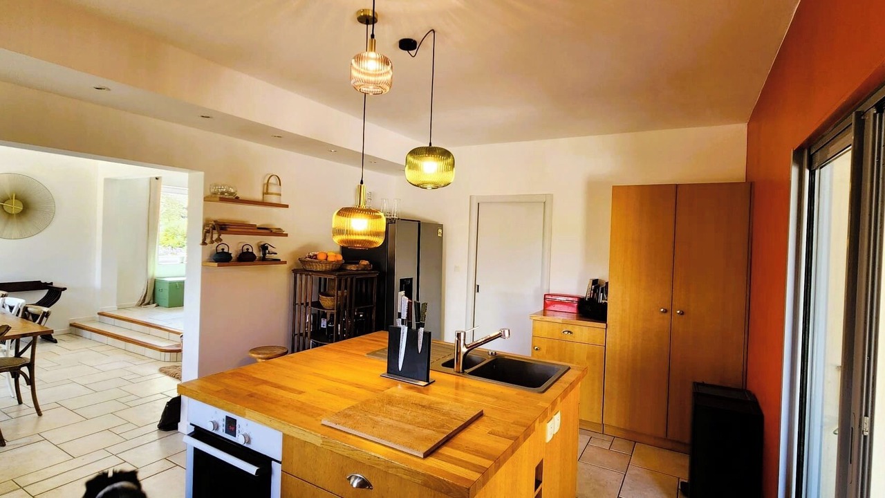 Photo of Kitchen in Puy-Saint-Martin