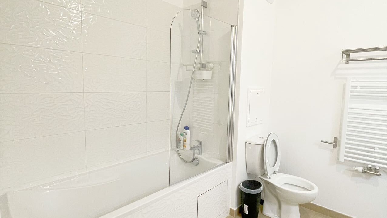 Photo of Bathroom in Bagneux