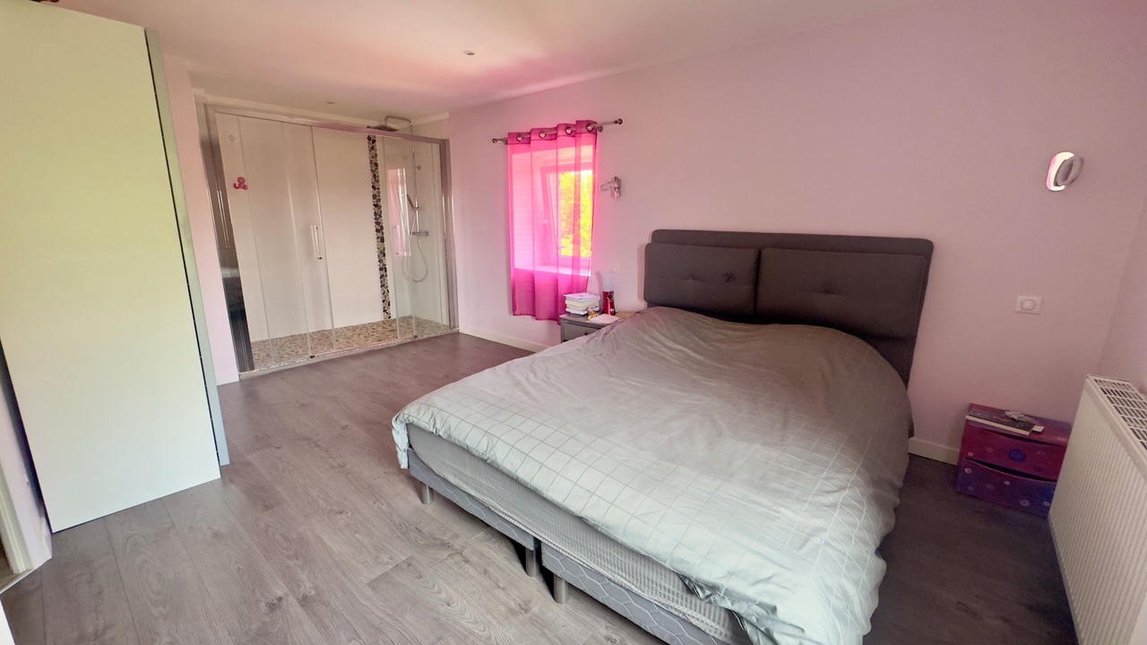 Photo of Bedroom in Pruzilly