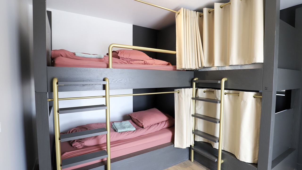 Photo of Bedroom in Neuvy-Grandchamp
