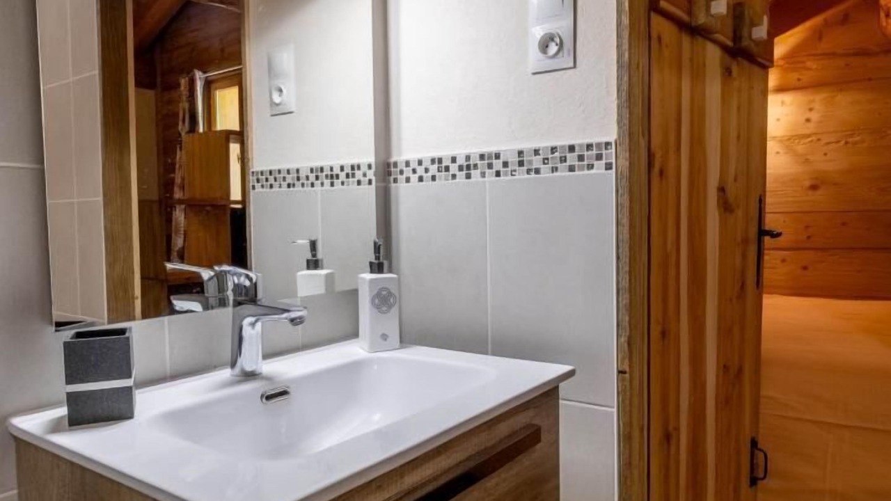 Photo of Bathroom in Beaufort