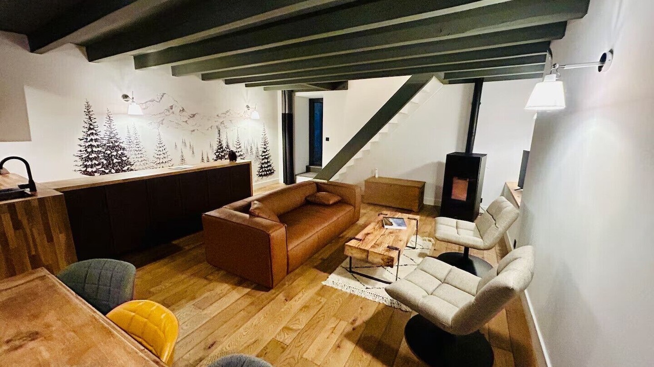 Photo of Livingroom in Saint-Jacques-des-Blats