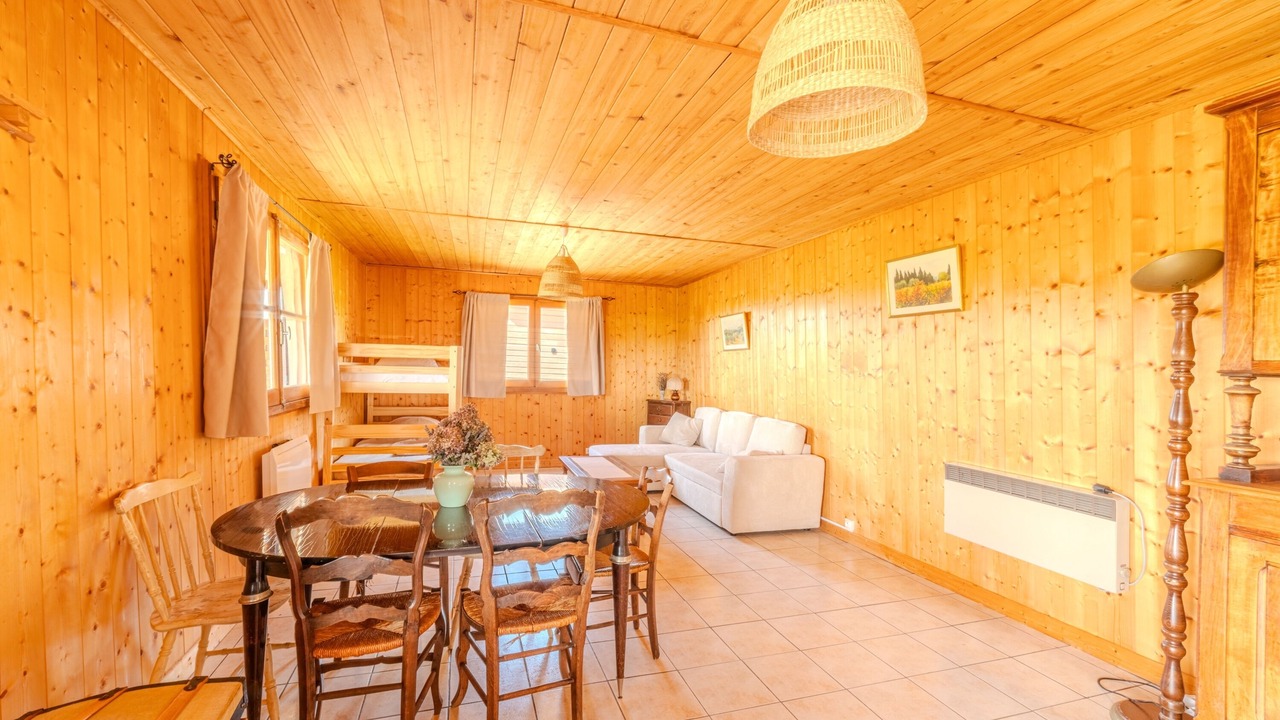 Photo of Livingroom in Saint-Didier-en-Brionnais