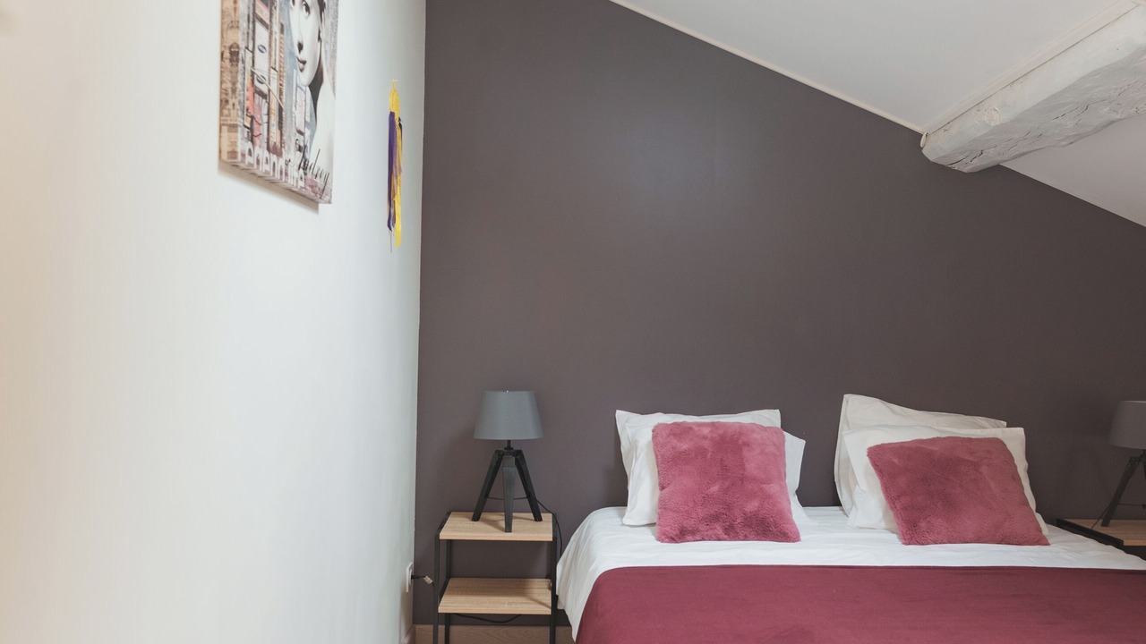 Photo of Bedroom in Tournus
