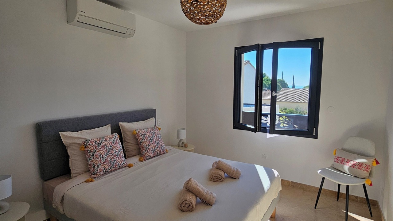 Photo of Bedroom in Aubignan