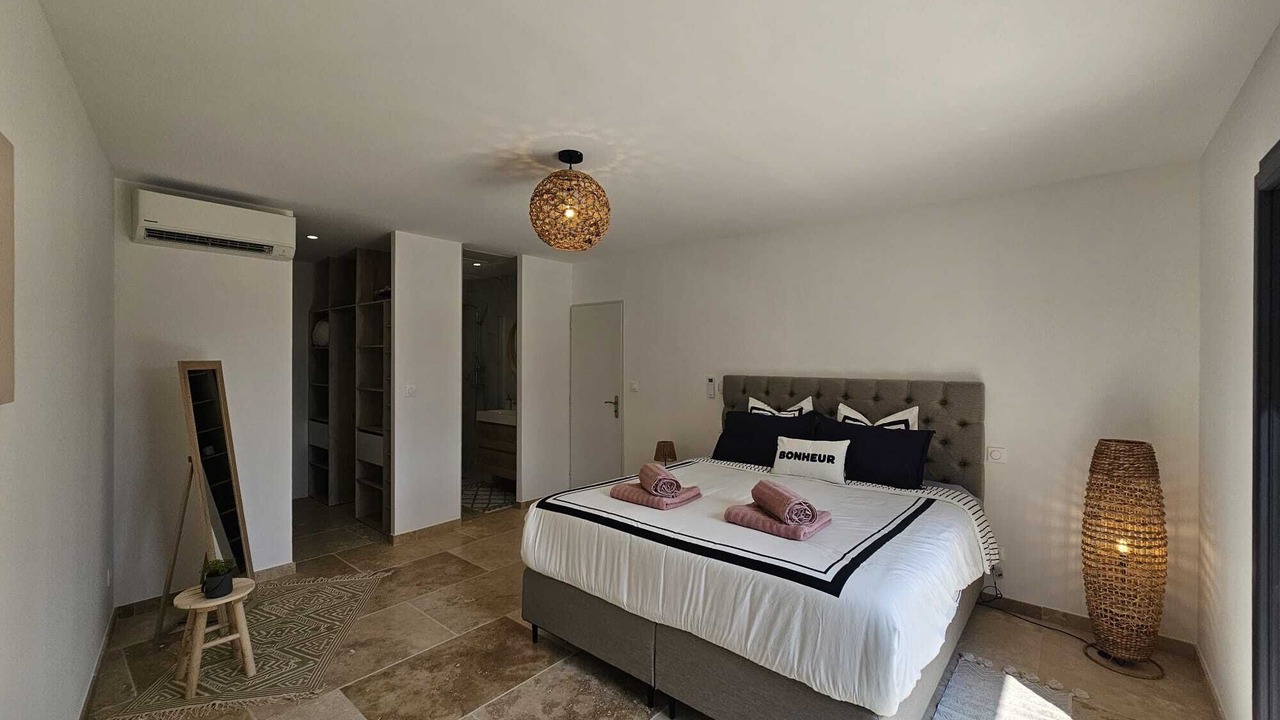 Photo of Bedroom in Aubignan
