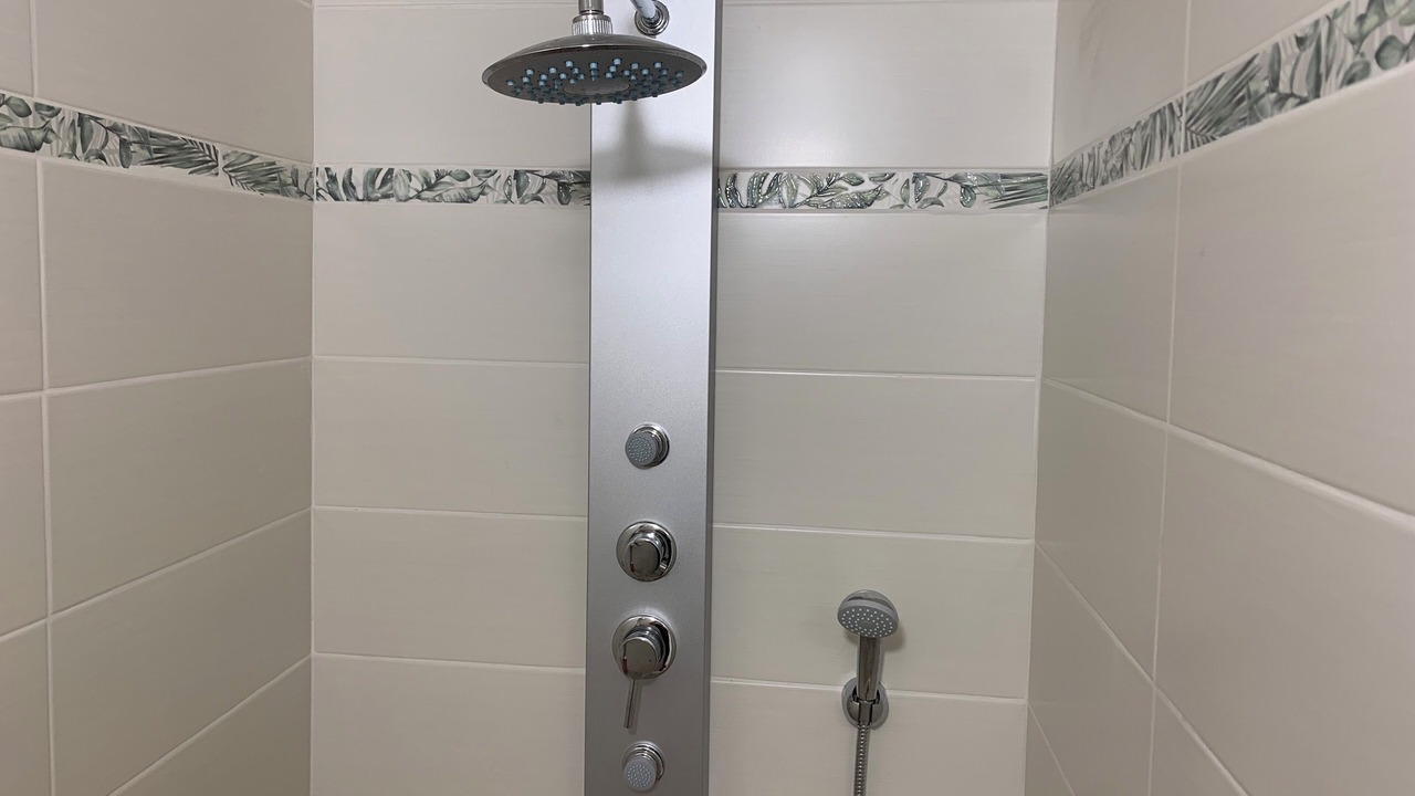 Photo of Bathroom in Valuejols