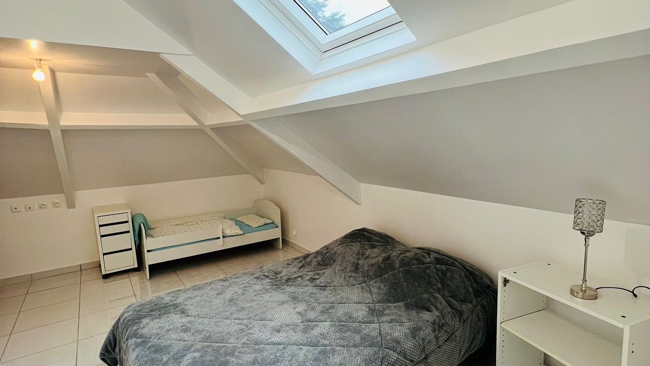 Photo of Bedroom in Villeneuve-le-Roi