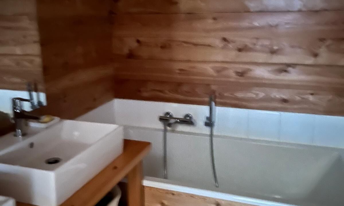 Photo of Bathroom in Saint-Front
