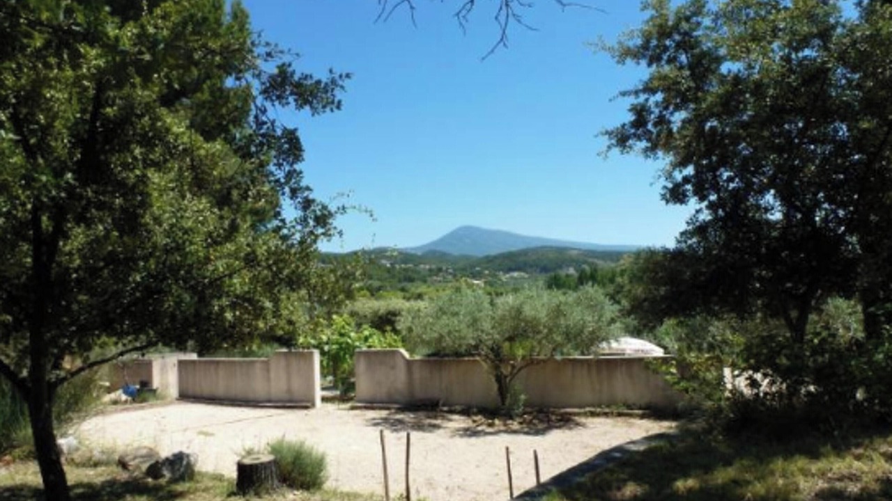 Photo of Others in Saint-Hippolyte-le-Graveyron