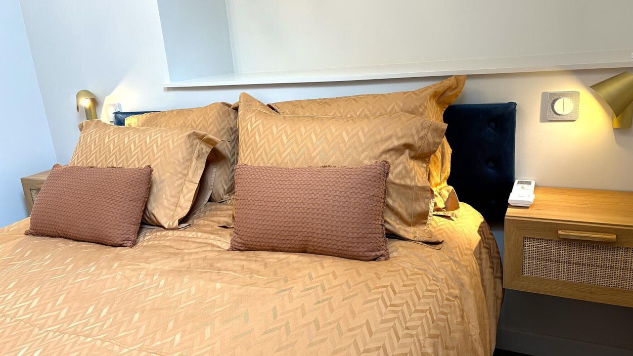 Photo of Bedroom in Autry-Issards