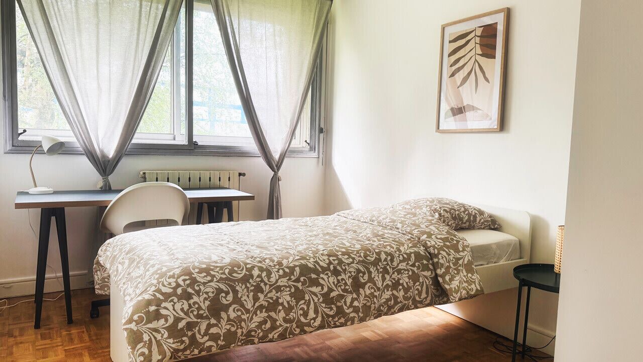 Photo of Bedroom in Eybens
